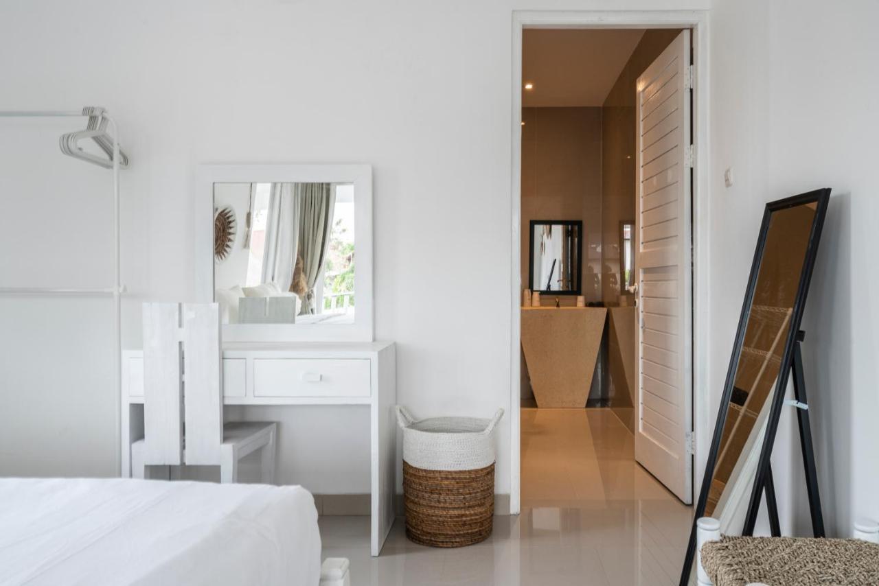 Isaiya Boutique Hotel Canggu Esterno foto