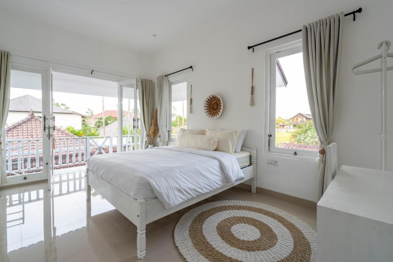 Isaiya Boutique Hotel Canggu Esterno foto