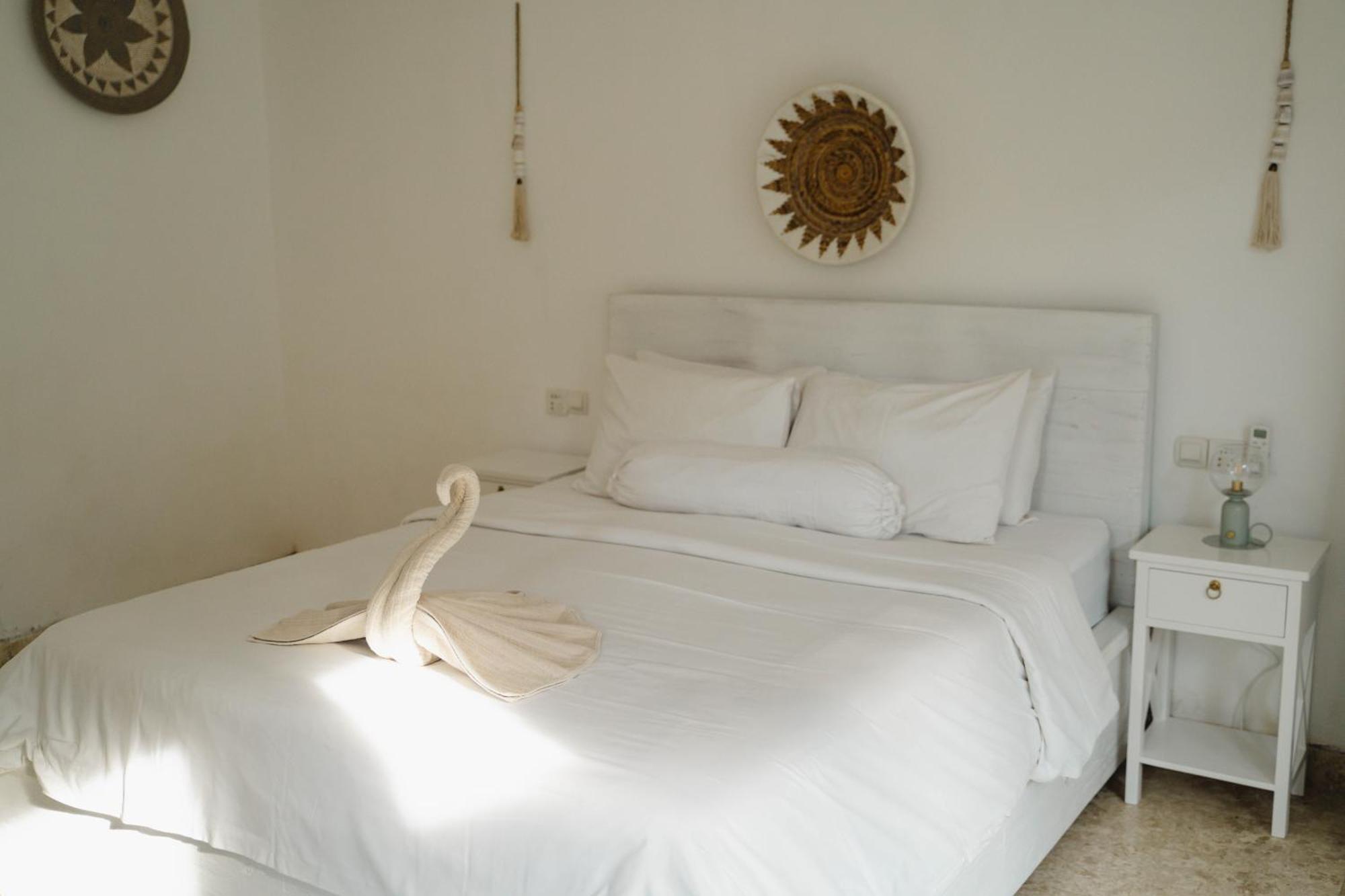 Isaiya Boutique Hotel Canggu Esterno foto
