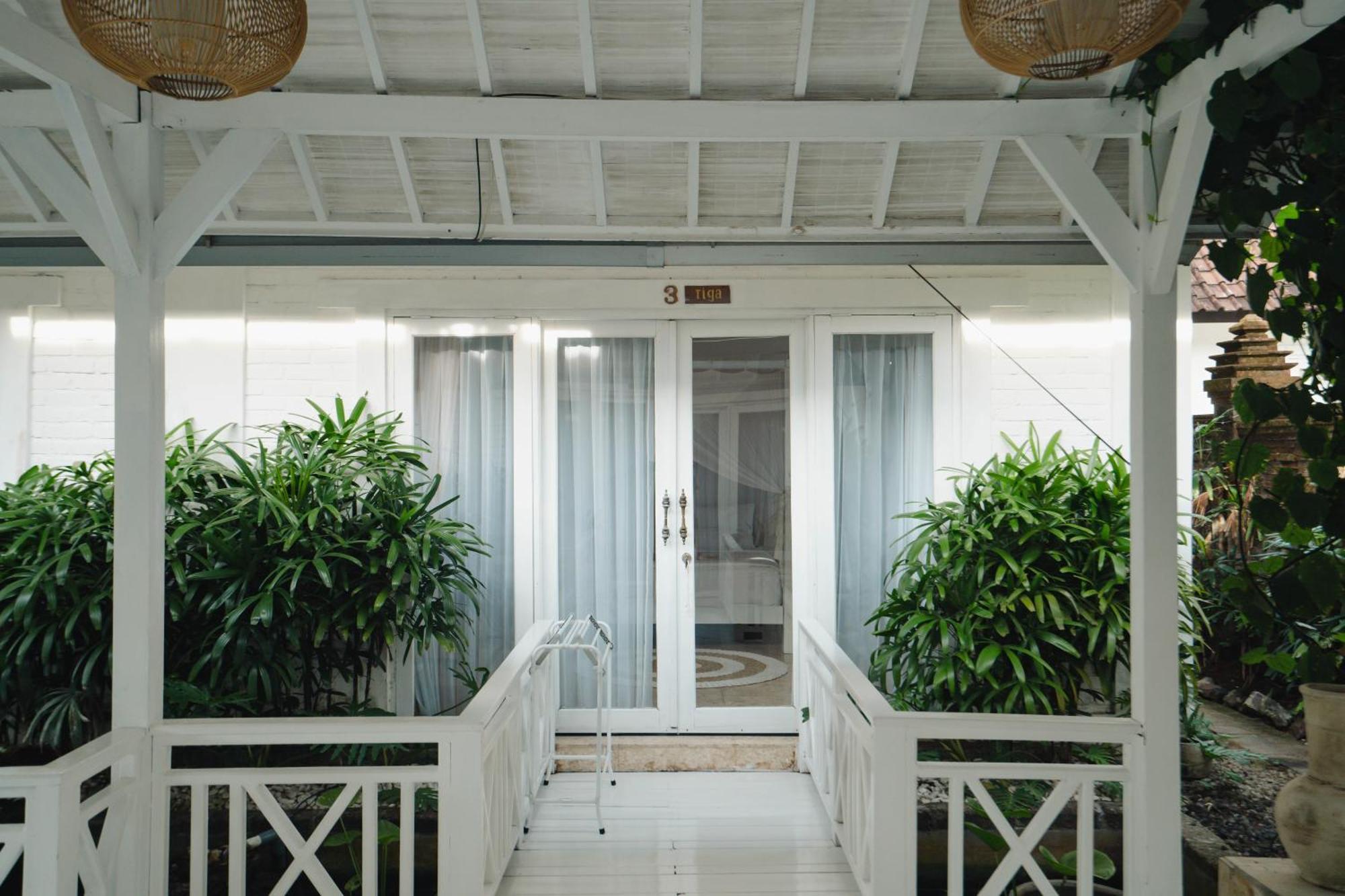 Isaiya Boutique Hotel Canggu Esterno foto
