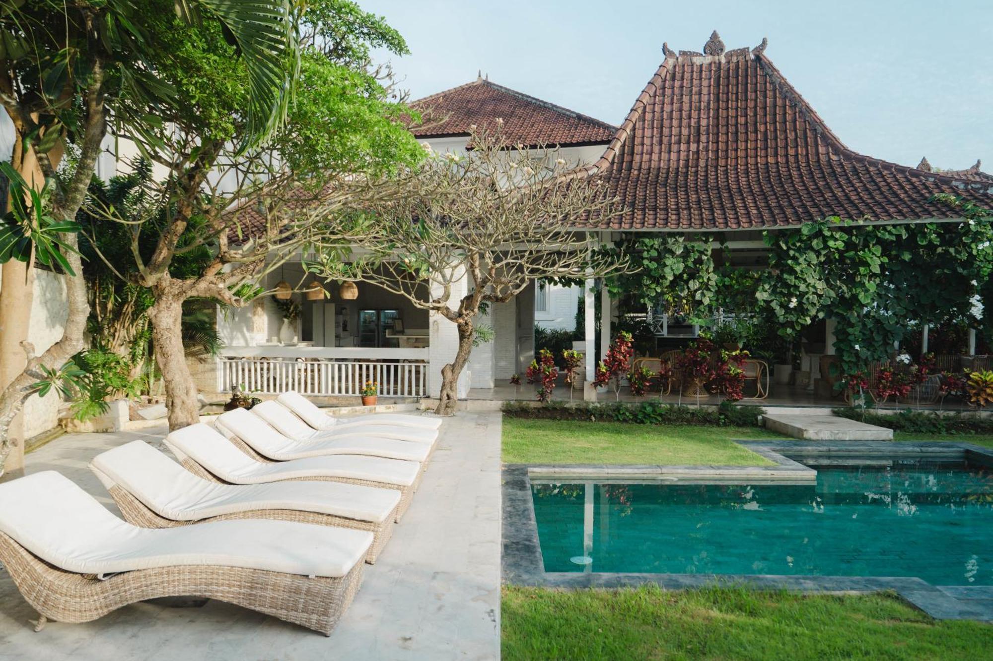 Isaiya Boutique Hotel Canggu Esterno foto