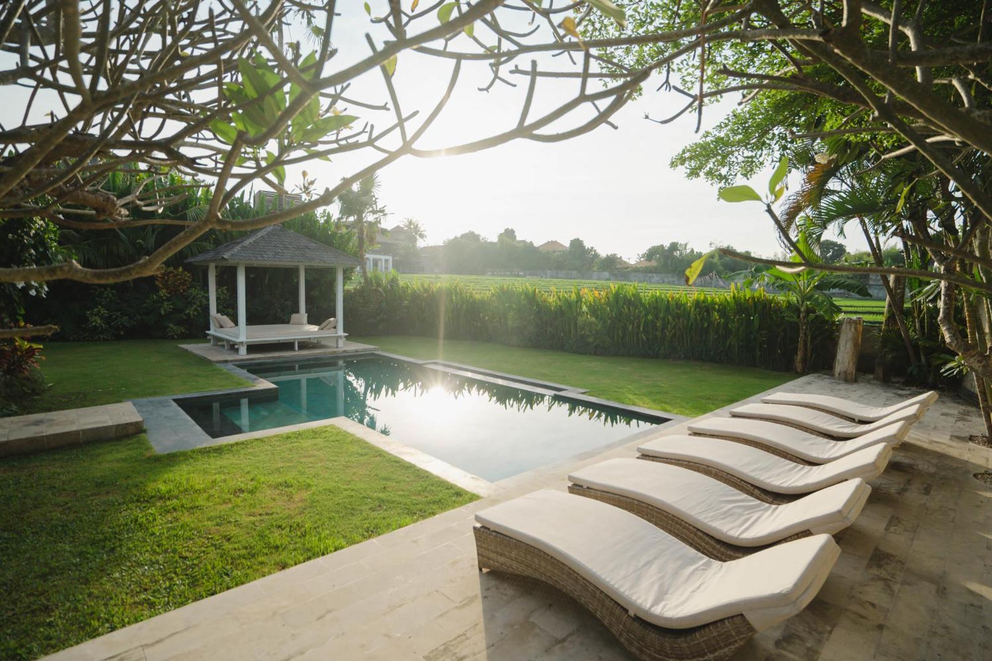 Isaiya Boutique Hotel Canggu Esterno foto